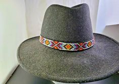 Casual Beaded Hat Bands For Festivals, Casual Beaded Hats With Flat Brim, Casual Beaded Flat Brim Hat, Rattlesnake Skin, Beaded Hat Bands, Hat Bands, Beaded Hat, Native American Beading, Bead Crochet