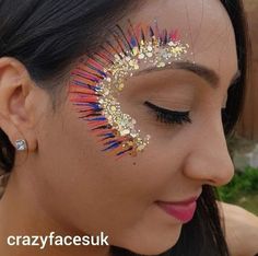 Festival Face Glitter Ideas, Face Jem Ideas, Festival Makeup Glitter Rave Make Up, Glitter Face Paint Ideas, Make Up Artist Aesthetic, Neon Face Paint Ideas, Rave Face Paint, Carnaval Make-up, Makeup And Hairstyles