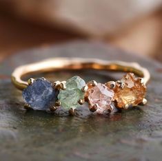 Raw Sapphire Mother's Ring, Raw Engagement Ring, Multistone Gemstone Ring, Colorful Gemstone Ring, Unique Rainbow Ring, Raw Stone Rings - Etsy Colored Sapphire Rings, Raw Engagement Ring, Raw Stone Rings, Raw Stone Engagement Rings, Gemstone Rings Unique, Raw Sapphire, Birthstone Engagement Rings, Mother's Ring, Bijoux Art Nouveau