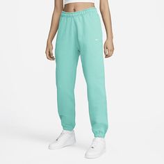 Hard To Find Washed Teal Color. Preppy Pants, Teal Nikes, Fleece Pants Women, Adrette Outfits, Blue Sweatpants, Nike Sweats, Nike Joggers, Cute Pants, Nike Sweatpants