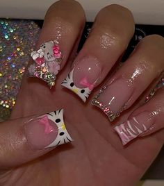 Hello Kitty Duck Nails, Hello Kitty Nails Art, Kitty Nails, Duck Nails, Cute Acrylic Nail Designs, Hello Kit