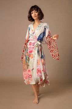 Moda Kimono, Look Boho Chic, Belted Wrap Dress, Mode Kimono, Cardigan Kimono, Beach Kimono, Peacock Print, Printed Robe, Boho Kimono