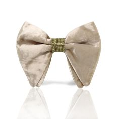 Adult Size Big pre tied bow tie with Rhinestones Adjustable Strap fit most of the neck size from 13-22 inches (33-56cm) ☆SHIPPING & RUSH ORDER ☆ Please contact us we can help to ship it earlier and Upgrade shipping. ☆Ship to the US Free Shipping - USPS First Class Mail Upgrade shipping - USPS Priority Mail (US) 1-5 working days ☆Ship to other countries Free Shipping - Standard airmail 7-21 working days Upgrade shipping - FedEx Priority (International) 2-6 working days Please note: Due to the nat Gold Elegant Bow With Tie Back, Luxury Bow With Decorative Design For Black Tie Events, Chic Detachable Bow Tie For Black Tie Events, Luxury Decorative Bow For Black Tie Events, Chic Evening Bow Tie With Satin, Luxury Detachable Bow For Evening, Chic Satin Bow Tie For Evening, Chic Evening Satin Bow Tie, Elegant Bow With Butterfly Knot For Black-tie Events