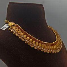 Kasina Sara Antique, Moti Necklace, Best Indian Wedding Dresses, Hair Smoothing, Gold Haram, Gold Chokers, Necklace Collection, Gold Designs