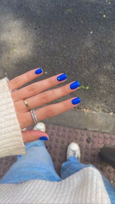 Blue Nails With Evil Eye Design, Blue Evil Eye Nails Short, Electric Blue Short Nails, Evil Eye Nails Design Square, Evil Eye Accent Nail, Greek Nails Blue, Evil Eye Blue Nails, Electric Blue Nails Short, Greece Blue Nails