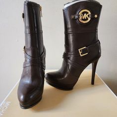 Michael Kors Leather Bootie -Dk Coffee-Excellent Condition Never Worn Coffee Color, Fancy Shoes, Jewelry Outfit, Coffee Colour, Michael Kors Shoes, Leather Booties, Bootie, Boots Booties, Bootie Boots