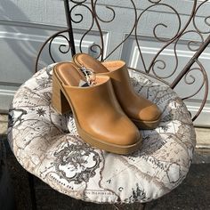 Brand New Mule Block Heel Tan Women's Size 6.5 Universal Thread Brand Questions? Leave A Comment Below! Slip-on Platform Heels In Faux Leather, Faux Leather Platform Slip-on Heels, Faux Leather Platform Heels Slip-on, Beige Casual Heels In Faux Leather, Casual Beige Faux Leather Heels, Faux Leather Heels With Stacked Heel And Round Toe, Casual Closed Toe Faux Leather Heels, Casual Faux Leather Closed Toe Heels, Closed Toe Heels With Cushioned Footbed In Faux Leather