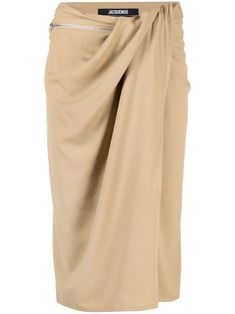 khaki wrap design gathered detailing high waist all-around zip fastening rear zip-fastening pocket straight hem mid-length Jacquemus Skirt, Draping Skirt, Expensive Stuff, Clothing Templates, Poplin Skirt, Mid Length Skirts, Linen Skirt, Luxury Linen, Spring Summer Fashion