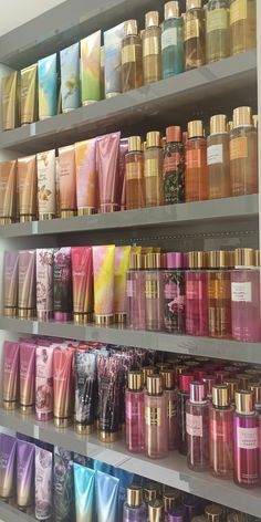 #victoriasecretcollection #bodymists #vs #cleangirl whats your favourite scent? amazon link ;) Victoria Secret Perfume Body Spray, Perfume Victoria Secret, Profumo Victoria Secret, Bare Vanilla, Victoria Secret Body Spray, Victoria Secret Body Mist, Pure Seduction, Perfume Body Spray, Body Washes