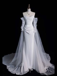 Fairytale Wedding Dresses, Nature Dresses, Vivienne Westwood Wedding Dress, Wedding Dresses Ideas, Pretty Wedding Dresses, Dream Wedding Ideas Dresses, Prom Dress Inspiration, Pretty Prom Dresses, Satin Prom Dress