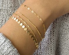 Jewelry Accessories Bracelets, New York Chic, Diy Bangle Bracelets, Minimal Bracelet, Beading Bracelets, Diy Jewelry Rings, Leather Jewelry Diy, Layering Jewelry, Layered Bracelet