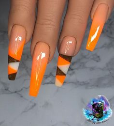 Visit the blog for more neon orange nails with design. Use these art ideas for short or long summer looks. Awesome nailart to create fun almond design with glitter. Enjoy this collection on Emerlyn Closet. A collection of neon orange nails. Enjoy neon orange nails ideas, neon orange nails with design, neon orange nails acrylic, cute neon orange nails, neon orange nails long, neon orange nails summer, neon orange nails aesthetic and neon orange nails inspo. Neon Orange Nails With Design, Orange Nails With Design, Neon Orange Nails, Nails With Design, Classy Nail Art, Acrylic Nail Polish, Fall Nail Polish, Orange Nail Polish, Polish Design