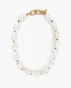 Baroque Pearl Statement Collar Statement Collar, Pearl Statement Necklace, Statement Collar Necklace, Pearl Cream, Pearl Design, Baroque Fashion, The Lady, Small Accessories, Baroque Pearls