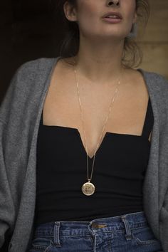 Photo Necklace Layered and Long Rose Necklace Locket Floral image 5 Elegante Casual, Mode Casual, Pink Jewelry, Gold Hair, Looks Style, Style Chic, Mode Inspiration, Outfit Idea, Outfits Casuales