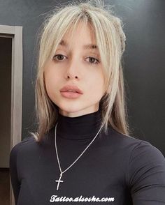 Cute Hairstyles with Bangs to Try 2020 Sleek Straight Hairstyles, Long Fringe Hairstyles, Fringe Hairstyles, Hair Medium, Eyes Model, Hair St, Haircuts With Bangs, Grunge Hair, Makeup Skincare