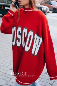 Fisdy - Contraste Medio Cuello Tops con Letra Casual Rojo Detalle Patchwork Oversized Knit Sweater, Blonde Pixie Hair, Knit Wear, Oversized Knitted Sweaters, Oversize Knit, Red One, Fashion Gallery, Turtle Neck Top, Online Tops