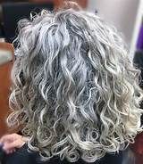 Pin by Twyla Jackson on Naturalistas Minimalisticky Chic, Gray Hair Highlights