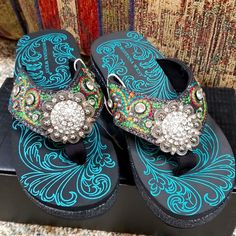 New Black Montana West Flip Flops Western Rhinestone Bling Wedge Sandals Glitter Flip Flops New With Box Embroidered Cowgirl Sandals, Sandals Glitter, Bling Flip Flops, Glitter Flip Flops, Beaded Flip Flops, Bling Sandals, Cowgirl Bling, Black Platform Sandals, Platform Flip Flops