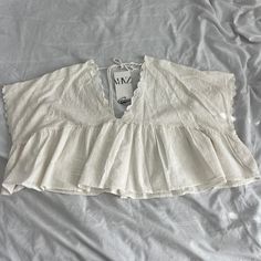 Zara Embrodeired Blouse Size Medium Condition: Nwt Color: White Details : - Scallop Hem - Self Tie Back - So Cute And Can Be Styled Various Ways Extra: - I Ship Between 1-2 Days Cute Clothing, Scallop Hem, White Details, Sewing Lessons, Zara White, Scalloped Hem, Christmas Wishlist, Tie Backs, Zara Tops