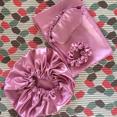 Satin Bonnet Natural Hair, Silk Hair Bonnets, Sewing Crafts Tutorials, Business Hairstyles, Diy Hair Accessories