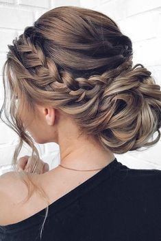 Braided Halo, Fall Wedding Hairstyles, Mother Of The Bride Hair, Fishtail Braid, Low Bun, Penteado Cabelo Curto, Braided Hairstyles For Wedding, Wedding Hairstyles Updo, Loose Curls