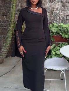 Dinner Classy Outfit, Lace Outfits Classy, Simple Lace Gown Styles, Chic Dresses Classy Party, Plain And Pattern Ankara Styles, Black Corporate Dress, Black Gown Elegant Classy, Corporate Dresses Classy, Black Long Sleeve Gown