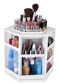 I really want this. it's only $25.... Makeup Caddy, Rangement Makeup, Dorm Room Bedding, College Organization, Top Makeup, Makeup Holder, Dorm Life, Cosmetic Organizer, Makeup Storage