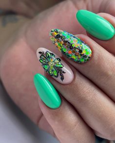 Gel Green Nails, Trendy Nail Design, Trendy Nail, Minimal Chic, Green Nails, Trendy Nails, Toe Nails, Nails Art