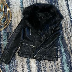 Detachable Fur Brand New Tag Still Attached True To Size Maroon Jacket, Faux Leather Motorcycle Jacket, Pleather Jacket, Tan Leather Jackets, Faux Suede Moto Jacket, Green Leather Jackets, Black Moto Jacket, Black Faux Leather Jacket, Faux Suede Jacket