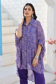 Ink blue shirt style tunic with all over maze print and batwing sleeves. Paired with printed straight fit pant and inner slip. - Aza Fashions Blue Straight Kurta Tunic For Spring, Blue Shirt Style, Maze Print, Women Kurta, Straight Fit Pants, Ink Blue, Print Tunic, Pant Set, Blue Ink