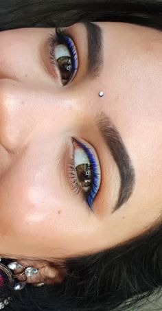 Matte blue eyeliner from facescanada | Simple makeup look for guest wedding makeup look. Blue Liner Eye Makeup, Makeup For Traditional Wear, Eyeliner For Traditional Look, Makeup With Blue Saree, Blue Eye Makeup Indian, Blue Saree Makeup Look, Indian Eyeliner, Desi Prom, Indian Wedding Guest Makeup Look