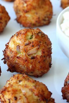 Crab Beignets, Crab Cake Recipes, Creole Mustard, Crab Dishes, Fingerfood Party, Crab Recipes, Seafood Dinner, Cayenne Pepper, Idee Pasto Sano