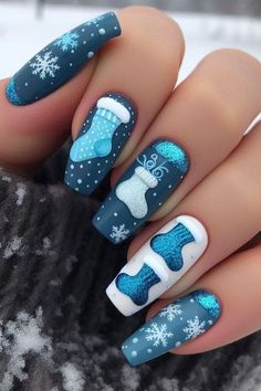 Check out these lit winter nails that are sure to make a statement! From winter nail designs to winter nail art, these winter nail ideas will keep your nails looking flawless. Find your next winter nail inspo and winter nail colors on the blog and stay on trend. Holiday Blue Nails, Winter Nail Ideas Blue, Noel Nail Art, Blue Christmas Nail Ideas, Holiday Nails Winter Christmas, Nails Winter Christmas, Winter Christmas Nails, Sparkly Nail Designs, Fingernail Ideas