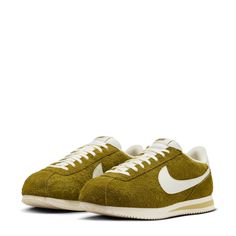 One word: tradition. From heritage running to fashion phenom, its retro appeal, sponge-soft midsole and see-saw detailing deliver decade after decade. This Nike Cortez combines durable suede and easy-to-style colors for a vintage vibe. Features: Padded, low-cut collar looks sleek and feels great. Foam midsole with iconic wedge insert delivers comfort from the get-go. Rubber sole with herringbone pattern gives you plenty of traction. Details: Leather Swoosh. Upper: Suede. Midsole/Outsole: Foam. C Bill Bowerman, Cortez Shoes, Green Sneakers, Heritage Fashion, Nike Cortez, Nike Cortez Sneaker, Nike Sportswear, Sneaker Head, Mens Shoes Sneakers