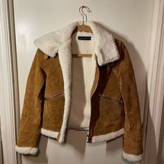 Zara fur jacket Zara Fur Jacket, Zara Winter Jacket, Zara Winter, Zara Jackets, Fur Jacket, Hijab Fashion, Faux Fur, Zara, Blazer