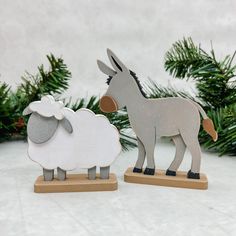 Nativity Scene donkey and sheep wood decor kit Diy Wooden Nativity, Nativity Scene Diy, Nativity Stable, Holiday Traditions Family, Diy Nativity, Animal Cutouts, Christmas Yard, Christmas Nativity, Nativity Set