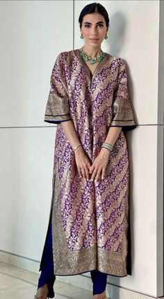 Purple Suit, Pakistani Party Wear Dresses, Stylish Kurtis Design, Kaftan Designs, Indian Designer Suits, Simple Kurta Designs, Pakistani Fancy Dresses, Cotton Kurti Designs