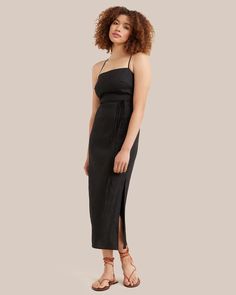 Yanelly Apron Lace-Up Stretch Linen Dress  |  Modern Citizen Black Strap Detailed Summer Dress, Fitted Midi Dress With Tie Back For Daywear, Fitted Sundress With Tie Fastening, Fitted Maxi Dress With Tie Straps And Straight Neckline, Fitted Slip Dress With Tie Straps For Vacation, Linen Square Neck Dress With Adjustable Straps, Linen Dress With Adjustable Straps And Square Neck, Square Neck Linen Dress With Adjustable Straps, Spring Midi Dress With Side Slits And Spaghetti Straps