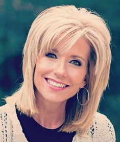 Short Hair Haircuts With Bangs, Beth Moore Hair, Hairstyle Images, Wig Sale, Buy Wigs, Easy Hair Cuts, Beth Moore, Long Hair Video