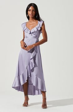 Purple V-Neck Dress - This dress is surely one of the more fashion forward options for your wardrobe. It has a V-neck that adds to its style. Bridesmaids Mismatched, Purple Blue Aesthetic, Wildflowers Aesthetic, Debut Dress, Winter Bridesmaid, Cute Bridesmaid Dresses, Park City Wedding, Summer Wrap Dress, Open Back Midi Dress