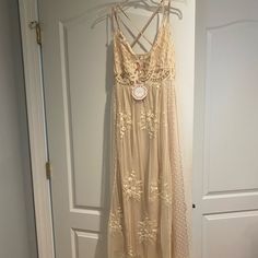 Vici Dolls Dress By Umgee In Like New Condition With Tags, Nude Color, Size Medium Regular Dress But Worn Once While Pregnant So Could Fit A Bump! Bump Friendly Beige Flowy Lace Maxi Dress, Beige Lace Flowy Maxi Dress, Flowy Beige Lace Maxi Dress, Summer Party Maxi Dress With Lace Work, Beige Delicate Lace Summer Dress, Vici Dolls, Fake Wedding, Dolls Dress, Nude Color