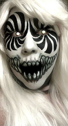 Epic Halloween Makeup Ideas - Classic Vamp Carnaval Make-up, Creepy Halloween Costumes, Holloween Makeup, Scary Clown Makeup, Horror Make-up, Horror Vintage