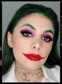 Halloween Makeup Looks Inspiration Simple Joker Makeup Female, Simple Joker Makeup, Joker Inspired Makeup, Joker Nurse Costume, Joker Makeup Female, Female Joker Makeup, Female Joker Costume, Joker Halloween Makeup, Avatar Halloween