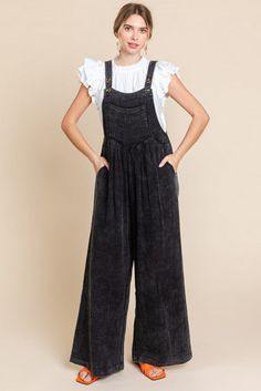 Black Cotton Shortalls With Pockets, Black Relaxed Fit Overalls With Pockets, Black Overalls With Pockets, Black Utility Overalls With Side Pockets, Fall Overalls With Adjustable Straps, Cotton Overalls With Adjustable Straps For Fall, Fall Cotton Overalls With Adjustable Straps, Black Overalls With Bib Front And Pockets, Black Cotton Overalls With Suspenders