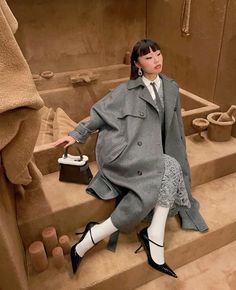 Point toe heels, suit & tie outfit Looks Chic, Mode Vintage, Fashion Killa, Modest Outfits, Fit Inspo, Classy Outfits