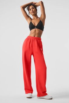 Accolade Straight Leg Sweatpant - Athletic Heather Grey | Alo Yoga The Accolade, Alo Yoga, Red Hot, Hot Summer, Cold Weather, Heather Grey, Slides, Straight Leg, Sweatpants