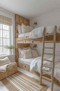 40 Cozy Bunk Room Ideas for Rustic Retreats Bunk Beds Over Queen Bed, 4 Bed Guest Room, Guest Room Ideas Multiple Beds, Sharing Room Privacy Ideas, Bunk Bed Beach House, Ikea Beach House, Cool House Ideas Interior, Bunk Room Low Ceiling, Guest Room Multiple Beds