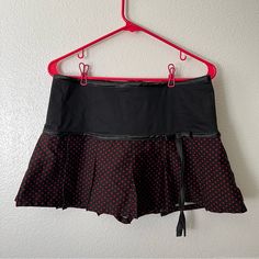 Vintage Tripp Nyc Red & Black Polka Dot Skirt! I Purchased This In The Early 2000’s While Working At Hot Topic. It’s In Good, Used Condition. No Holes. No Stains. (A Bit Wrinkled From Storage Though.) I Believe Hot Topic Sizes Are Considered Junior Sizing. Size: L Material: 97% Cotton, 3% Spandex Smoke Free, Pet Friendly Home. Feel Free To Ask Questions. Thank You! Hot Topic 2000s, Skirts Collection, Vintage Tripp Nyc, Polka Dot Outfit, Black Polka Dot Skirt, Random Clothing, Pop Punk Fashion, Black Skirts, Polka Dots Outfit