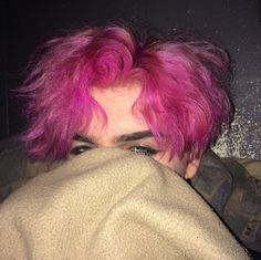 Pink Boy Aesthetic, Pink Hair Men, Boy With Pink Hair, Pelo Ulzzang, Alluka Zoldyck, Androgynous Hair, Hair Colours, Estilo Punk