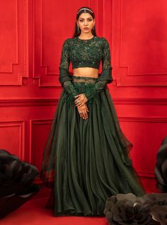 Mahima Mahajan-Khwab Green Embroidered Lehenga Set-INDIASPOPUP.COM Round Neckline Blouse, Mahima Mahajan, Lehenga Style Saree, Indian Bridesmaid Dresses, Organza Lehenga, Net Blouses, Green Lehenga, Embroidered Lehenga, Lehenga Blouse